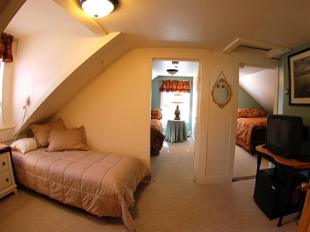 Hyde Away Inn Waitsfield Habitación foto